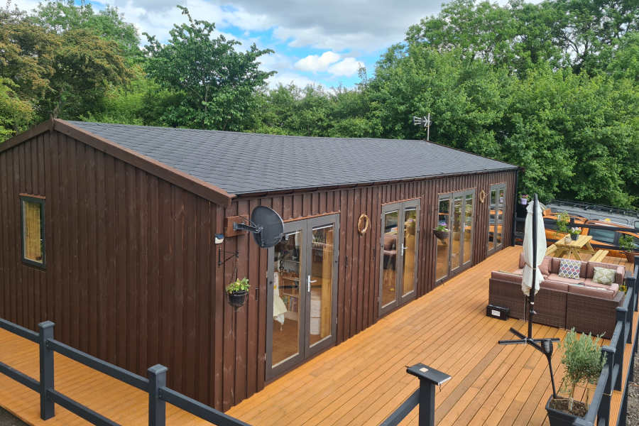 Houten-huizen-als-aantrekkelijke-glamping-attracties