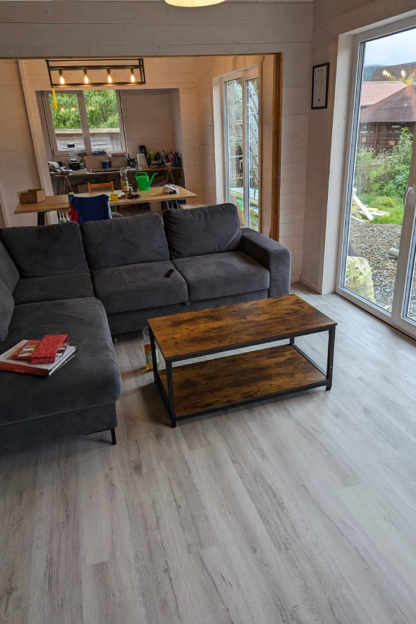 op-maat-gemaakte-blokhut-JULIA-lounge-van-Pineca