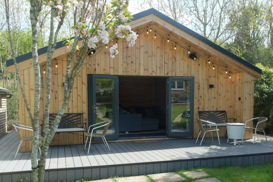 Smart-tuinhuis-Technologie-in-tuinhuizen-die-het-leven-gemakkelijker-maakt